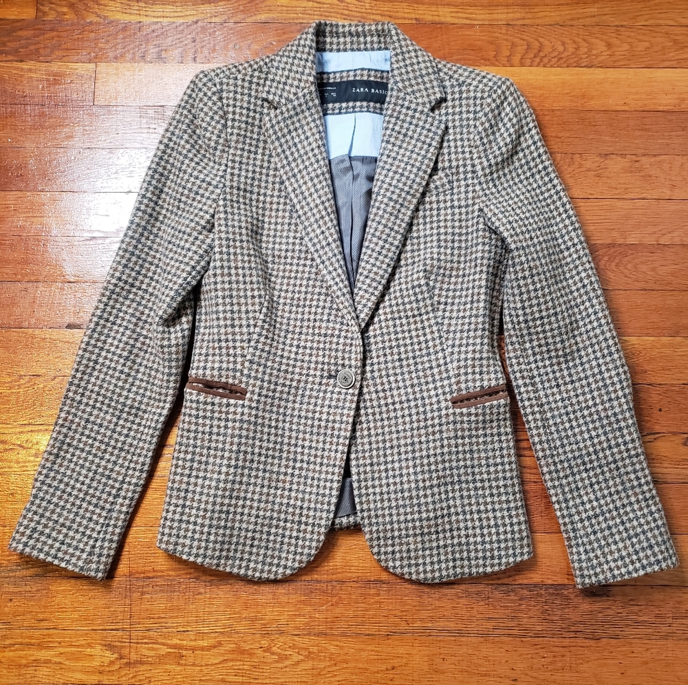 Zara Wool houndstooth blazer with elbow patch